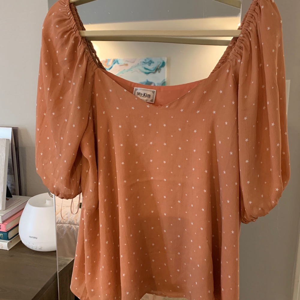 Cute star light pink top!